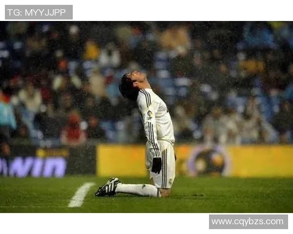 足球明星卡卡的全名揭秘及其在足球历史上的辉煌成就分析